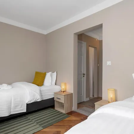 Audur Guest house